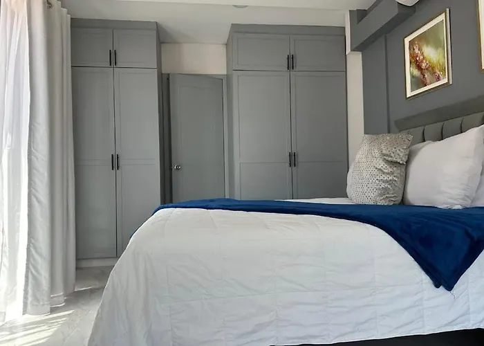 Сasa de vacaciones Dog-friendly Loft With Rooftop Infinity Pool, Gym, Balcony & Ac
