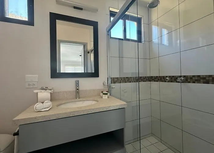 Сasa de vacaciones Dog-friendly Loft With Rooftop Infinity Pool, Gym, Balcony & Ac
